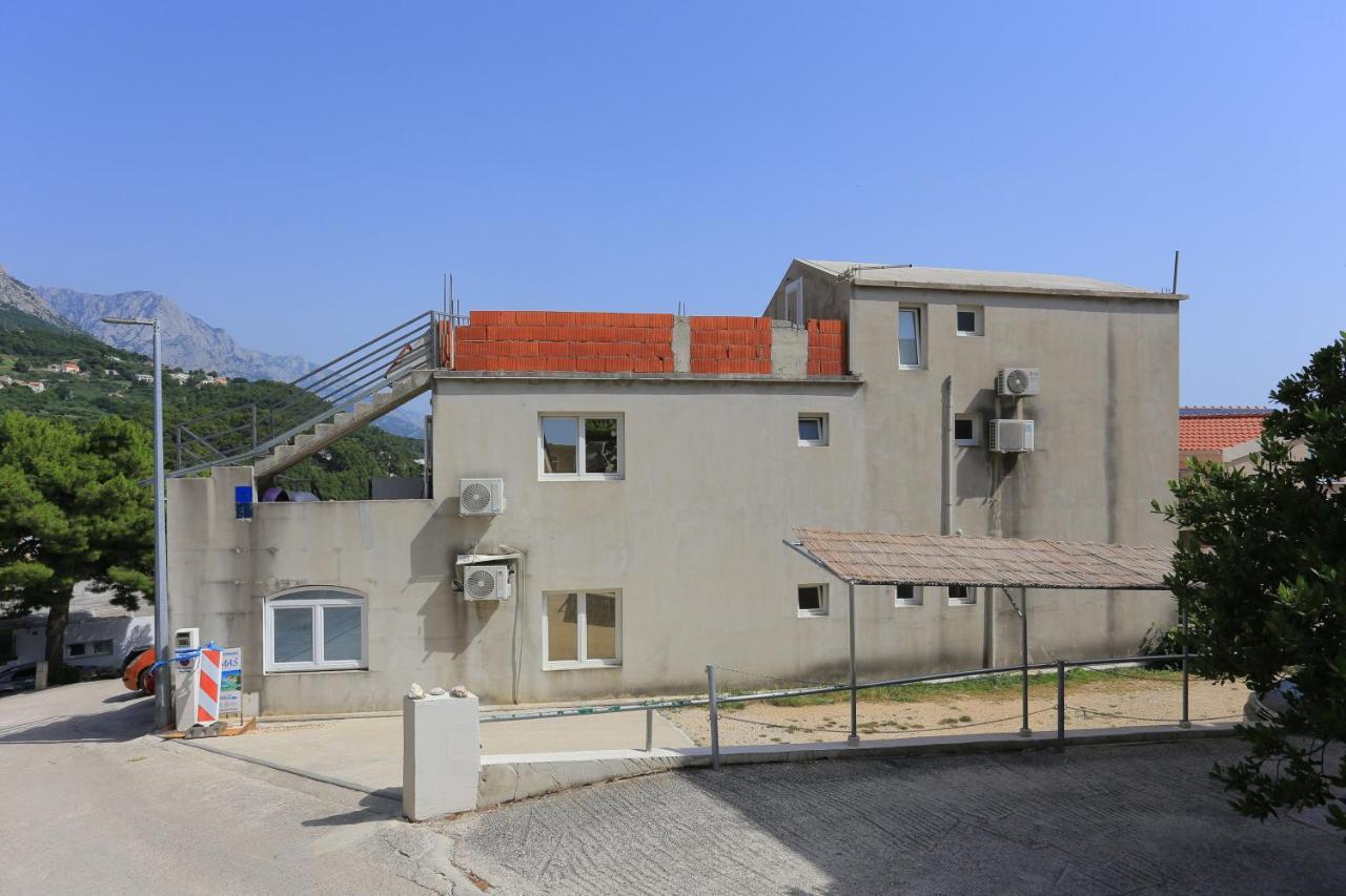 Apartments With A Parking Space Brela, Makarska - 789 Exterior foto